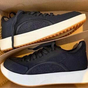 Allbirds Riser | Women’s size 9 | Natural Black with Blizzard Sole